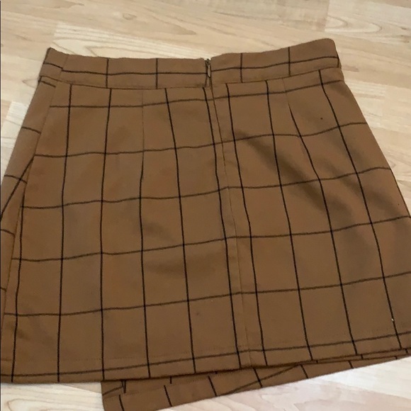 Forever 21 skirt - Picture 2 of 3